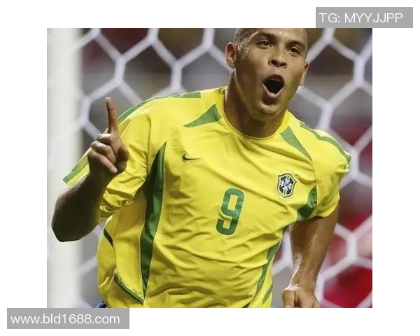 传奇足球巨星80号的辉煌历程与不朽成就揭秘