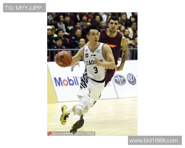 季前赛精彩对决辽宁队与北控队的激烈较量引发球迷热议 季前赛精彩对决辽宁队与北控队的激烈较量引发球迷热议