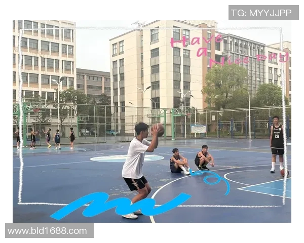 篮球场上的青春回忆与明星梦想的追逐之旅 篮球场上的青春回忆与明星梦想的追逐之旅